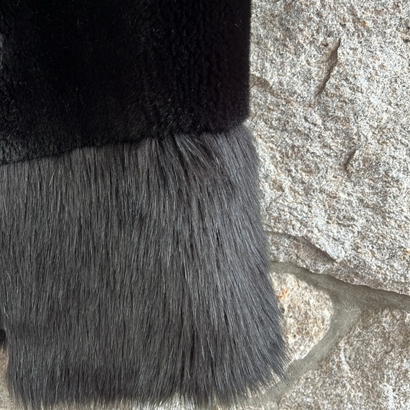 J. McLaughlin Allegra Faux Fur Vest - Picture 5 of 8